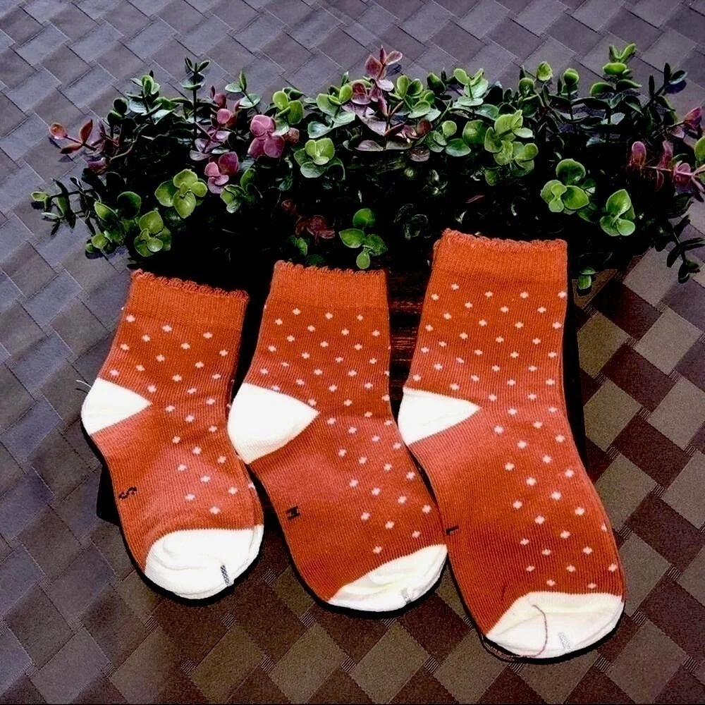 New three pair socks kids S 6-12 months